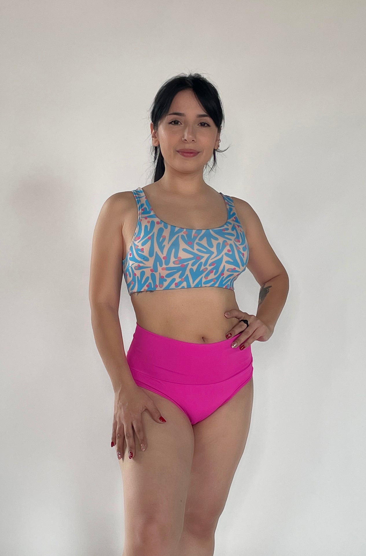 TOP BÁSICO NO.1 - EDICIÓN CORALINA