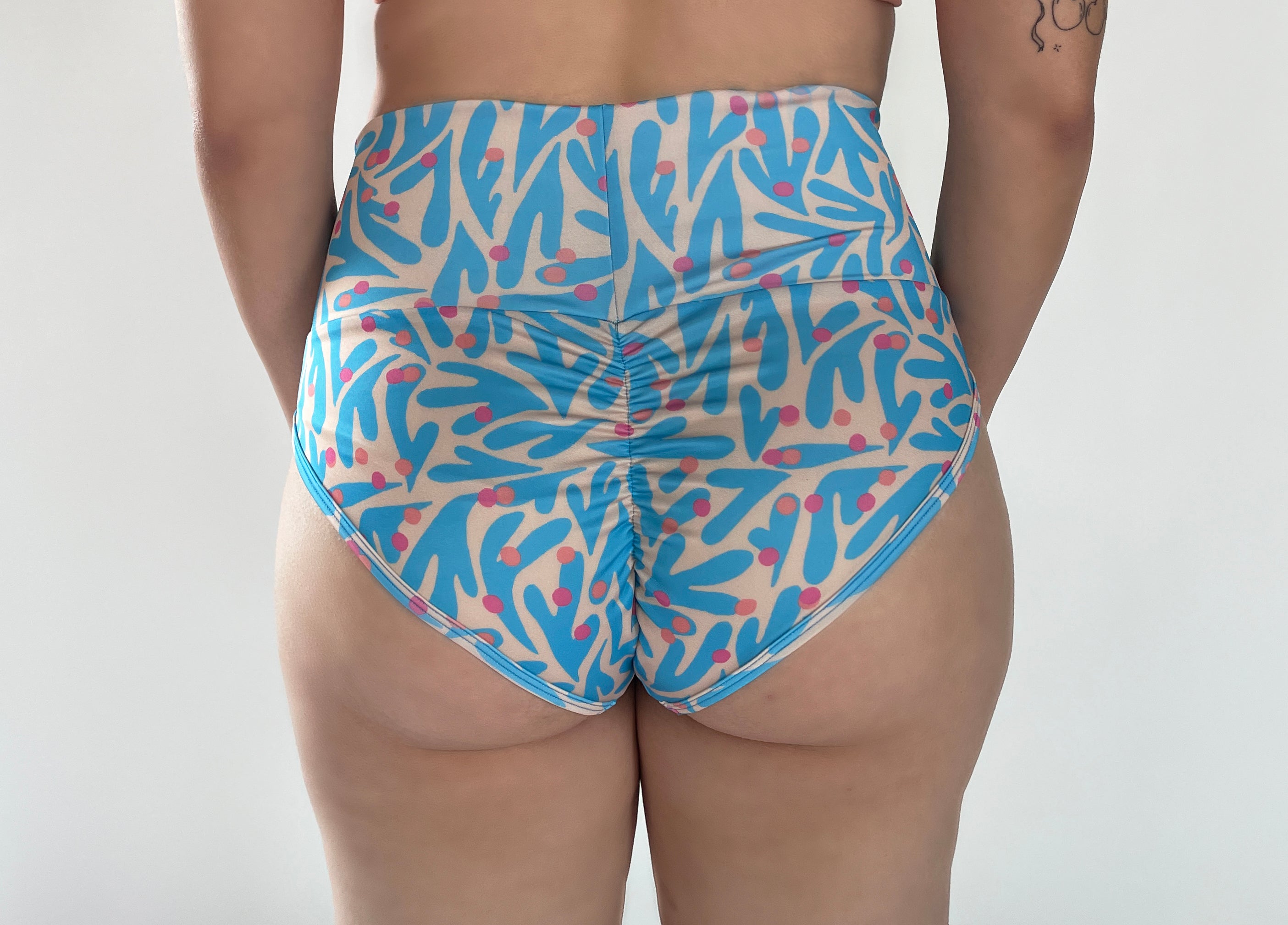 BOTTOM BÁSICO CORTE MEDIO - EDICIÓN CORALINA
