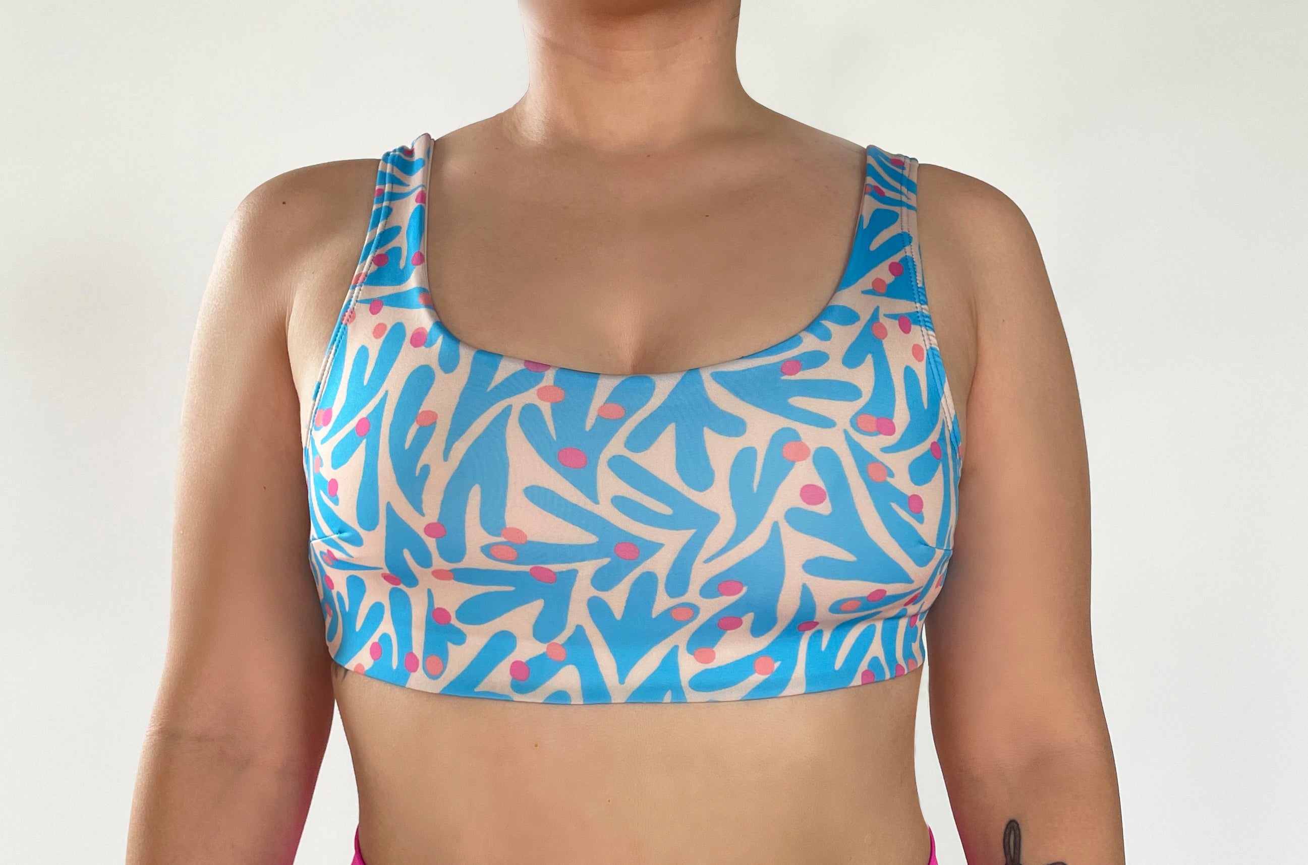 TOP BÁSICO NO.1 - EDICIÓN CORALINA