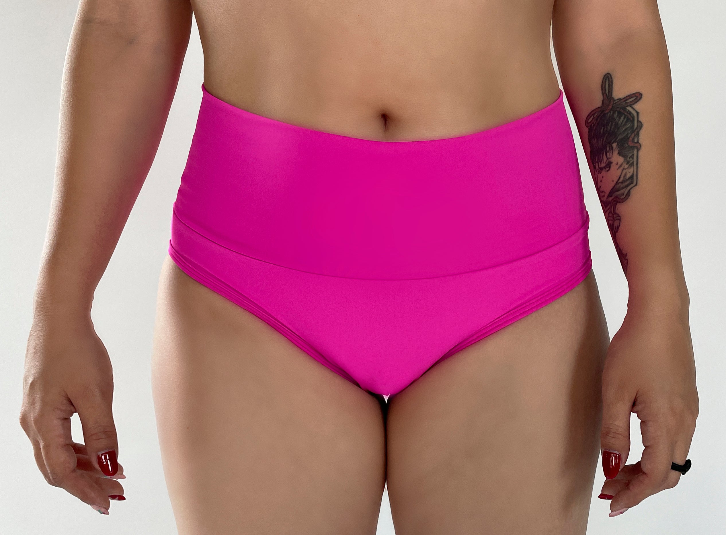 BOTTOM BÁSICO CORTE MEDIO - FUCSIA